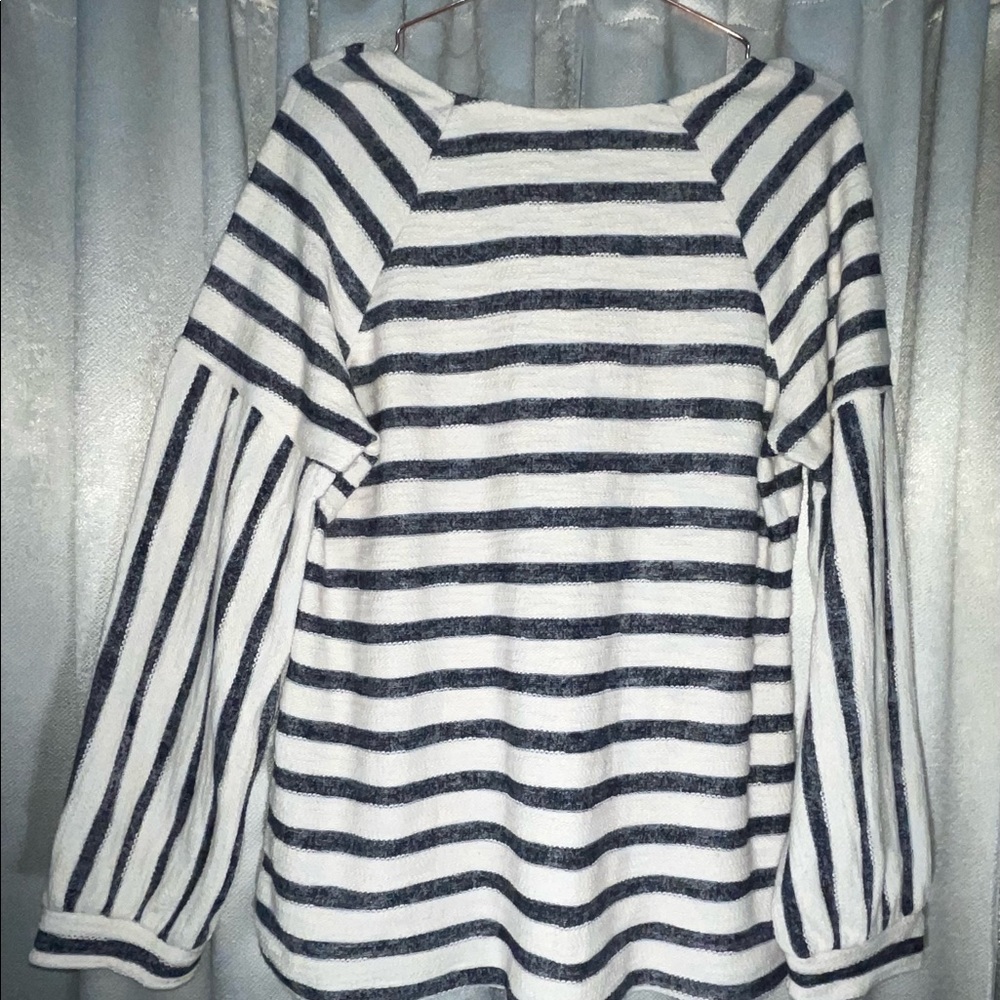 Cream & Navy Striped Top - Picture 2 of 4